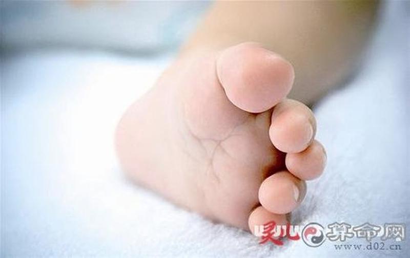 右脚抬不起来,右侧 *** 疼_右脚的无言束缚：无法扬起的沉重脚步-第1张图片-健康养生经验分享