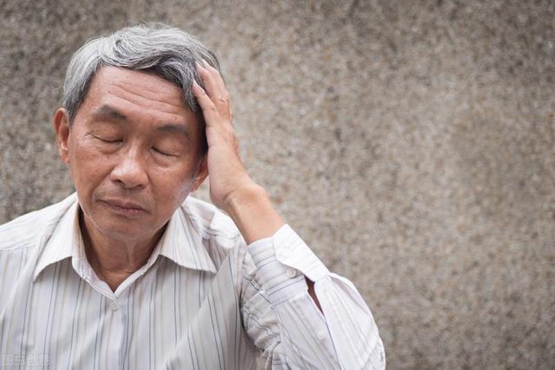 孕妇突然眼花看东西模糊怎么回事—孕妇眼花突现 孕途暗藏隐忧-第1张图片-健康养生经验分享